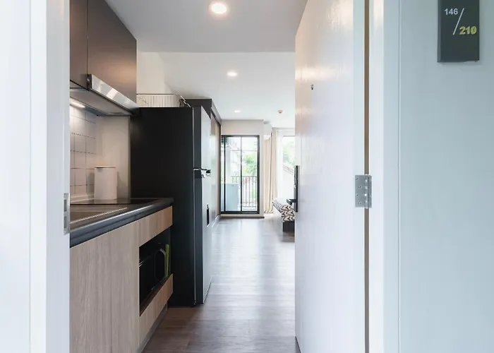 Apartment Sathon-charoen Nakhon Bangkok